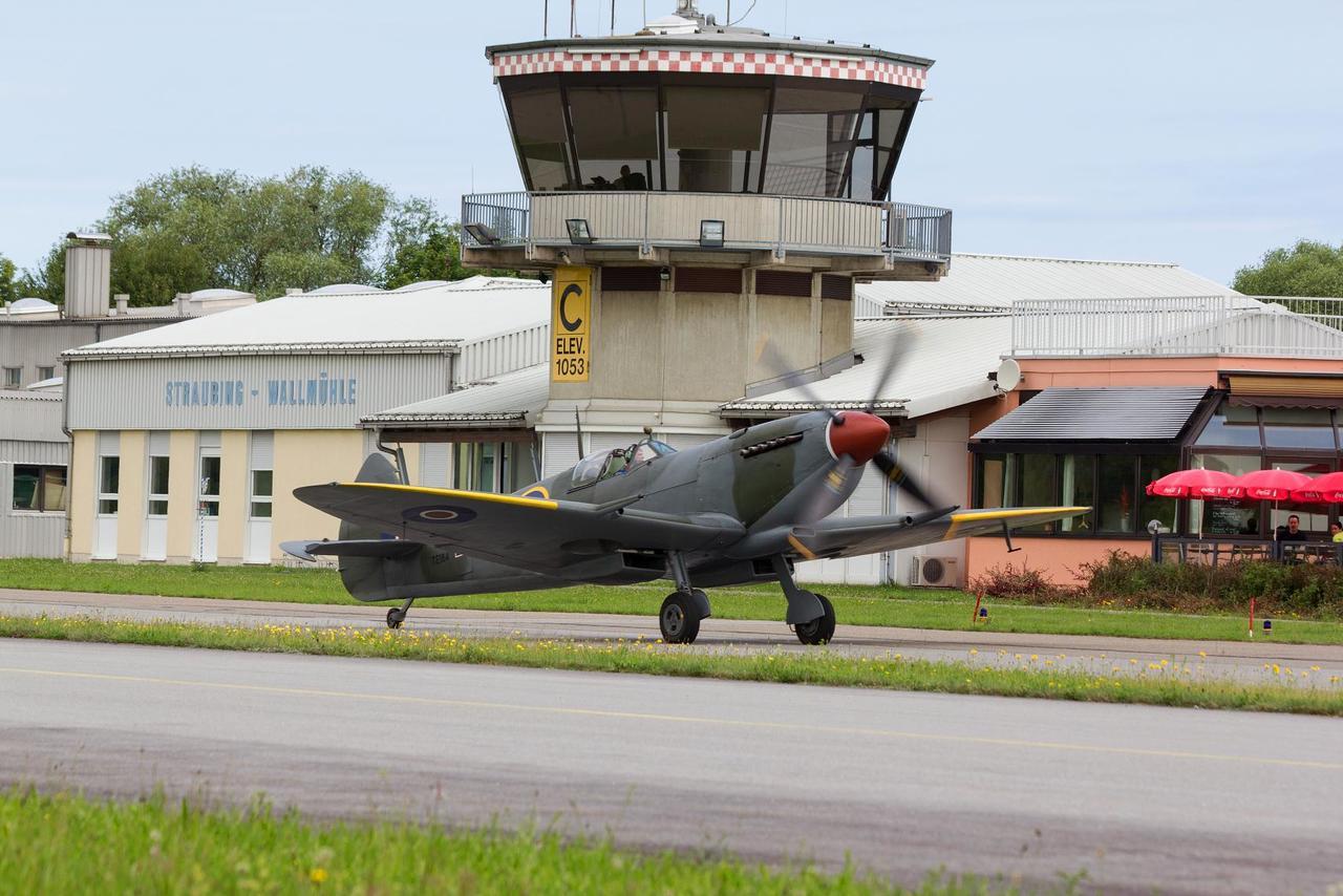 Flugplatzrestaurant Wallmuhle Hotel Atting Buitenkant foto