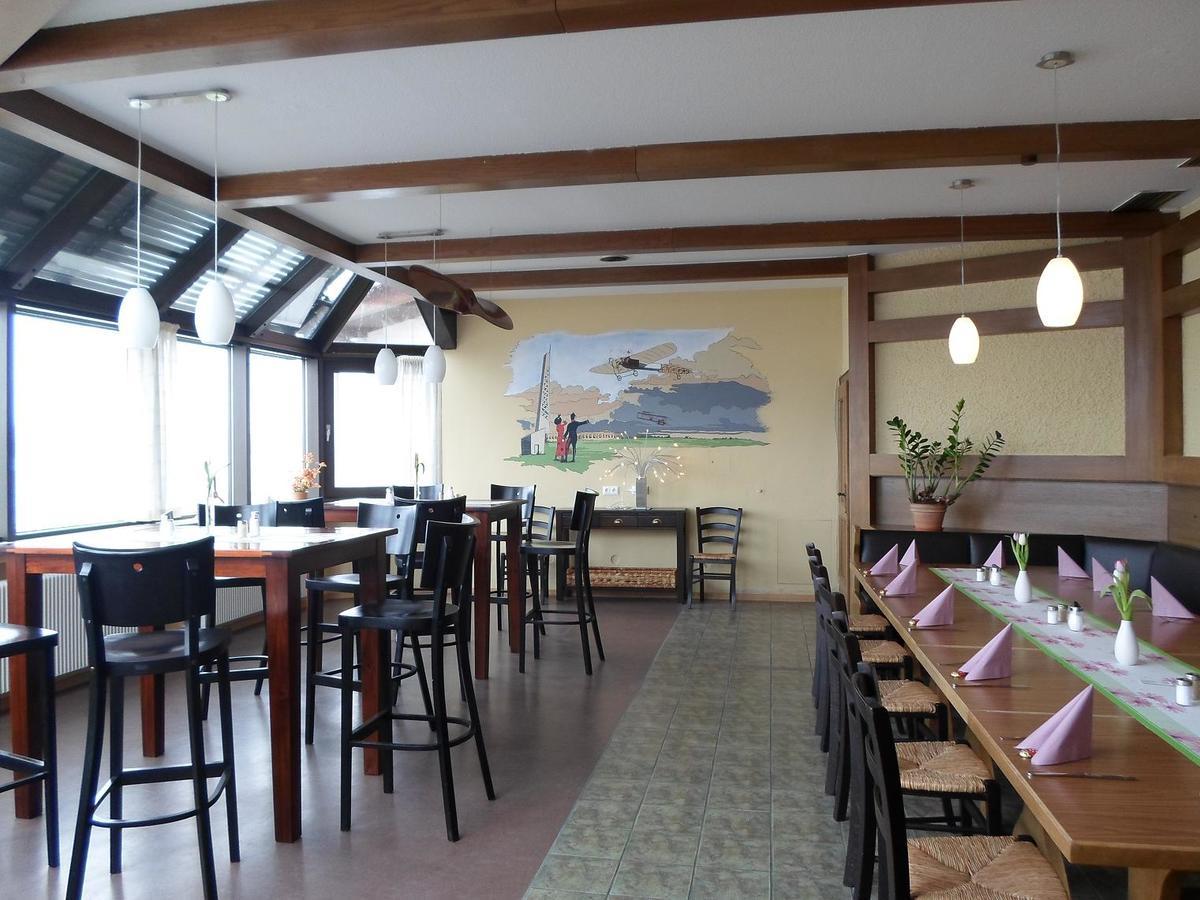 Flugplatzrestaurant Wallmuhle Hotel Atting Buitenkant foto